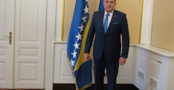 Ustavni sud BiH odbacio Dodikovu apelaciju o zastavi