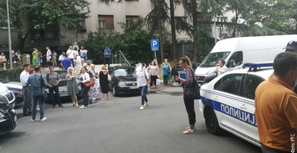 Evakuacija radnika RTS-a zbog dojave o bombi