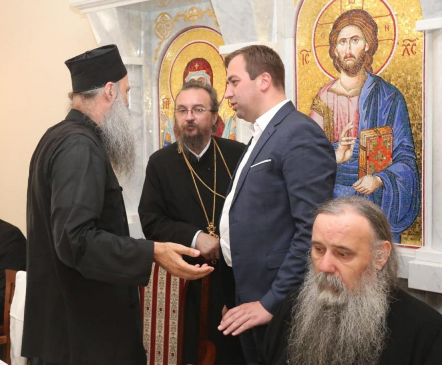 Селак у Карловцу са патријархом и епископима СПЦ-а
