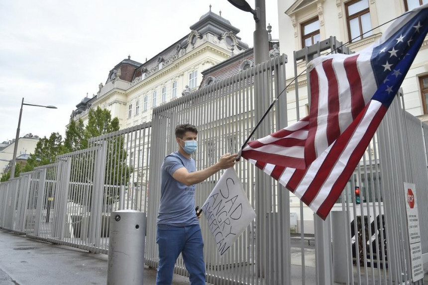 Beč: Misteriozna bolest pogađa diplomate SAD?!