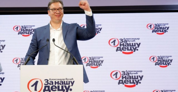 Vučić u Novom Sadu: U toku sastanak naprednjaka