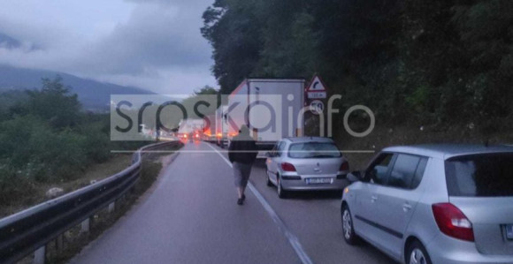 Automobil podletio pod autobus kod Banjaluke