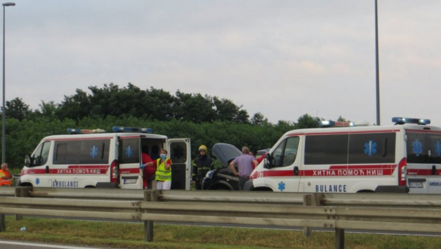 Teška nezgoda na autoputu Beograd-Niš