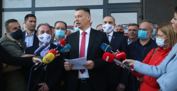 DNS: Sve je lako kada te ništa nije sramota