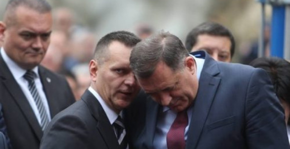 Vukanović: "Da li je Dodik dobio batine od Lukača"?!