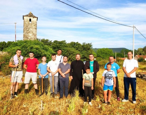 Imam i jerej okupili mlade, pa u zajedničku akciju