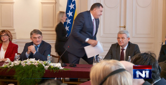 Komšić preuzima predsjedavanje Predsjedništvom
