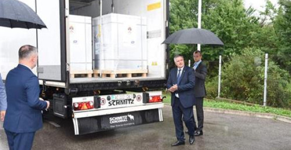 Stiglo 290.000 vakcina protiv virusa korona
