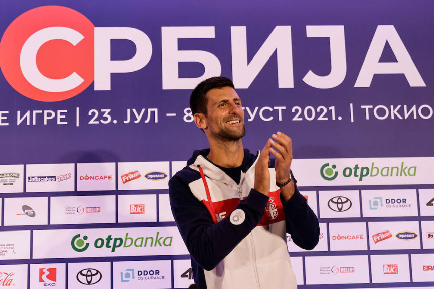 Novak uz himnu ispraćen u Tokio: Idem po zlato!