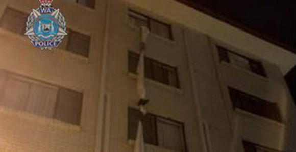 Vezao pokrivače u kanap i pobjegao iz karantina