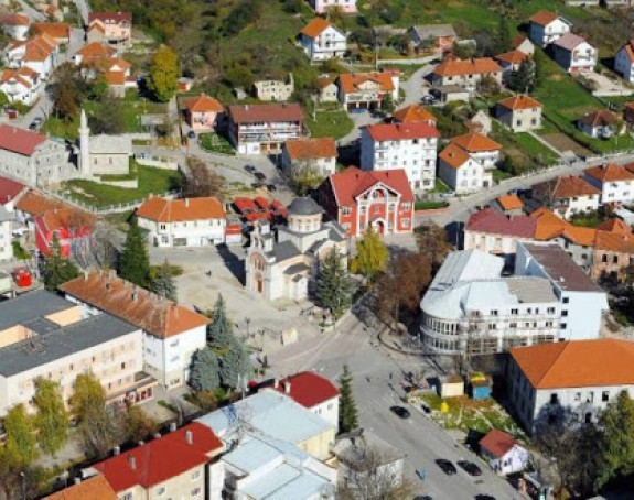 Tuča u Gacku zbog parkinga
