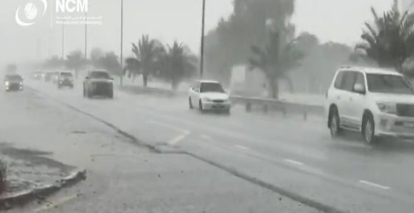U Dubaiju stvaraju sopstvenu kišu ako nema prave!