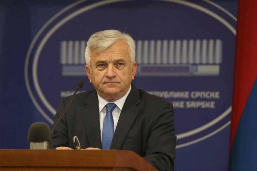 Чубриловић позвао лидере странака на договор у НСРС