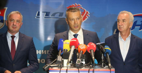 "Ovo mi više liči na promociju SNSD-a! Odbrana Srpske im nije u prvom planu"