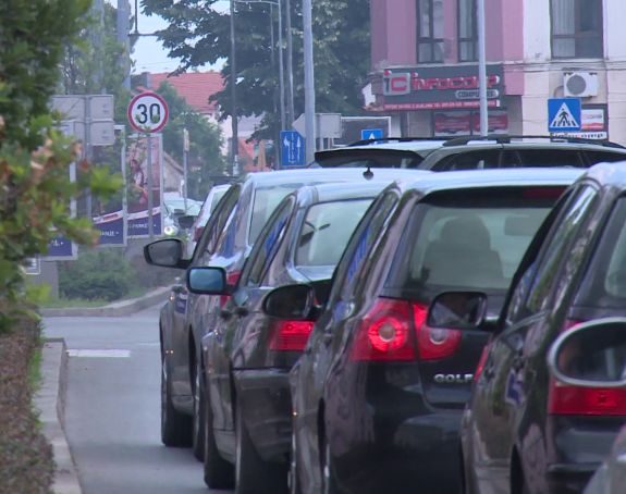 Saobraćajna gužva svakodnevna slika Bijeljine