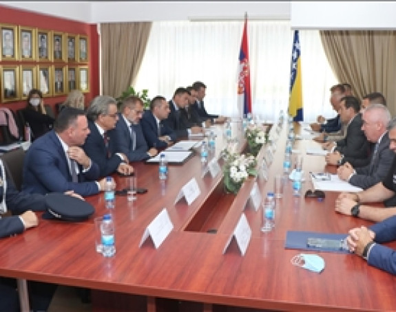 Vulin i Cikotić potpisali više sporazuma o saradnji