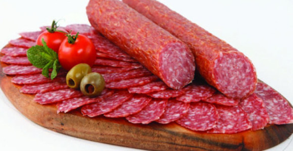 Zašto se čajna kobasica zove ČAJNA?!