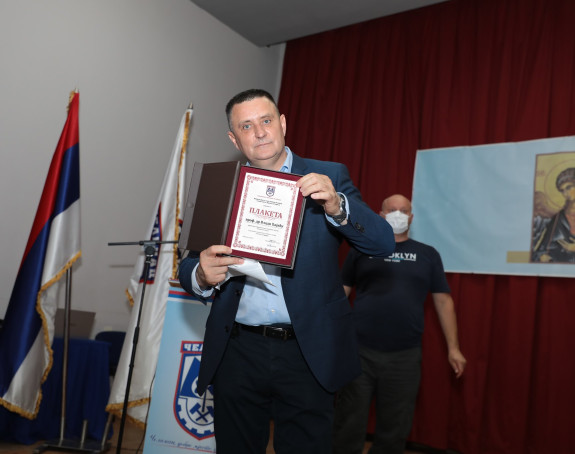 Đajićevi saradnici i u UKC-u i SNSD-u sumnjivi ljudi