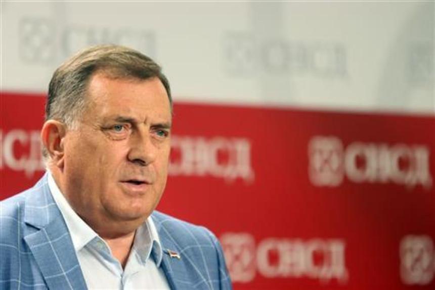 Dodik nazvao gnusnom laži u vezi napada na Stanića