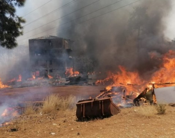 U Turskoj i dalje gori, vatrena stihija odnijela šest života (VIDEO)