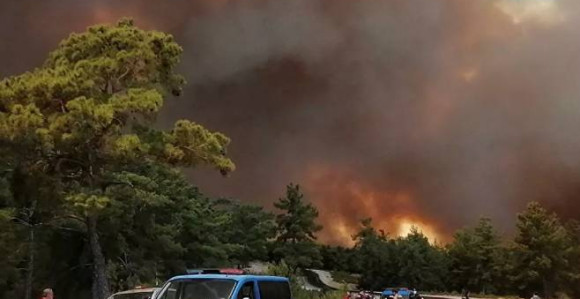 Turska: Vatrogasci šesti dan u borbi protiv požara