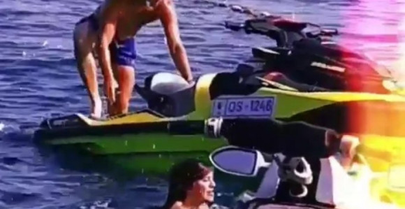 Pogledajte sa kojom damom Stanivuković provodi odmor