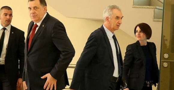 Koncentraciona vlada - spas za Srpsku ili za Dodika