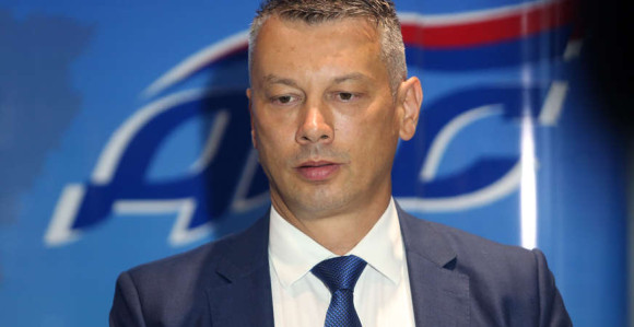 Nešić o ministarki: Jedva čekam da joj vidimo leđa