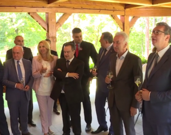 Klopka za opoziciju – sa Dodikom ni u crkvu skupa