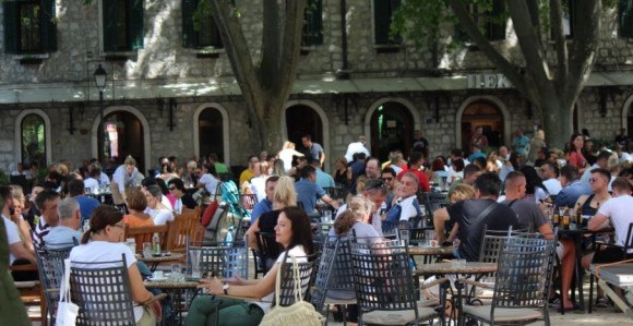 Trebinje ruši rekorde: Gosti iz Srbije najbrojniji