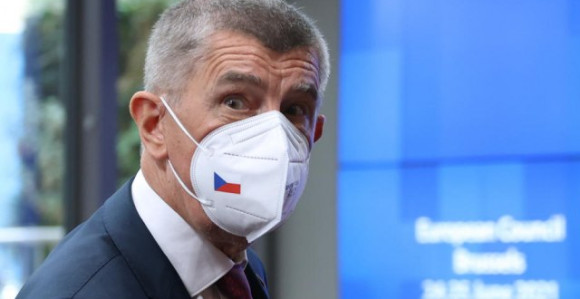 Jajima gađali premijera, morao da se sakrije 