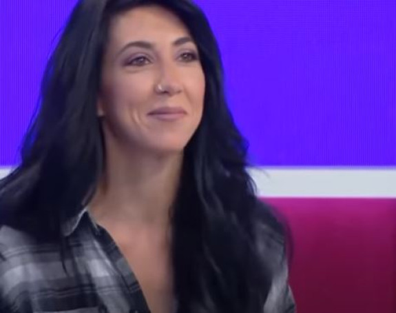 Heroina Grčke: Spašava svoju zemlju od vatre
