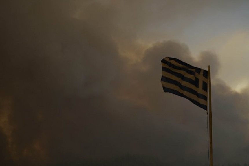 Srpski turisti se evakuišu, noć proveli na trajektu