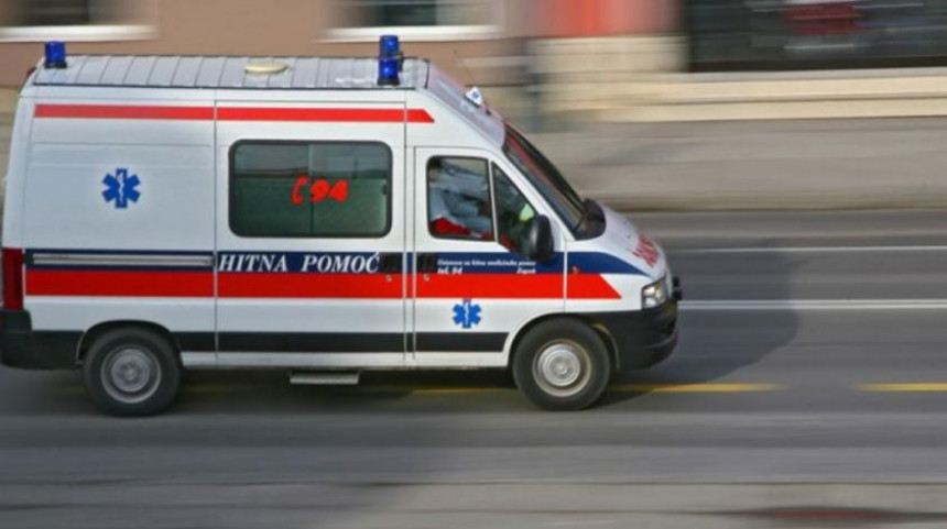 Пожар у Београду, смртно страдала једна особа