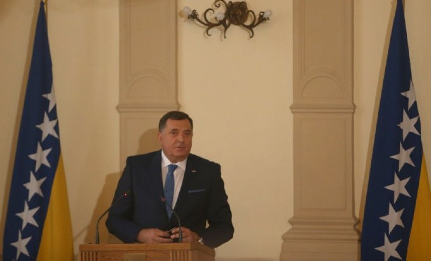 Sami sebe lažu: Nije bilo sjednice, a Dodik bio protiv