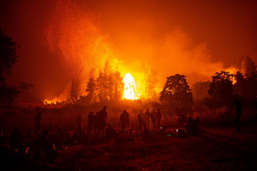 Пожари не престају: Имовина мјештана нестаје у пламену