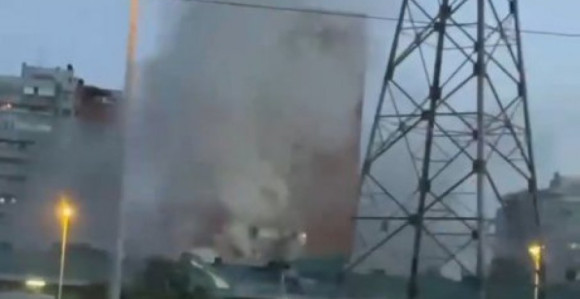 Gori tržni centar u Bloku 70 u Novom Beogradu VIDEO