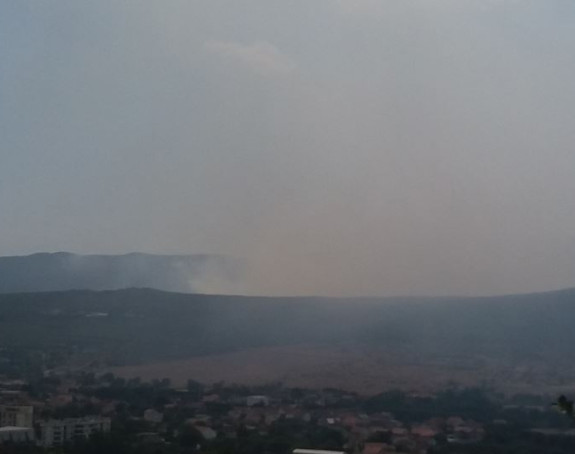 Pod kontrolom požar u okolini Bileće