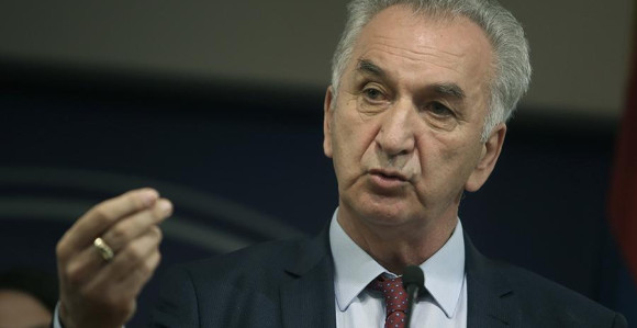 Šarović protiv politike srljanja: Poziva na dijalog