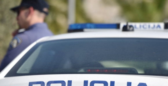 Krvava tuča: Šipkom premlatio sugrađanina