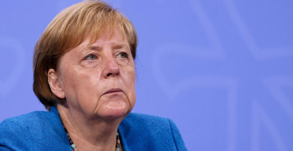 Angela Merkel se uskoro povlači, a penzija - "sitnica"