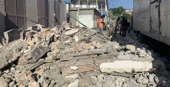 Jak zemljotres pogodio Haiti: Užasno nas je strah