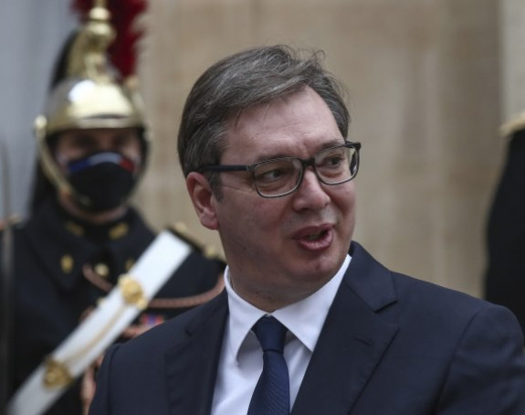 Vučić emotivnom porukom majci čestitao rođendan