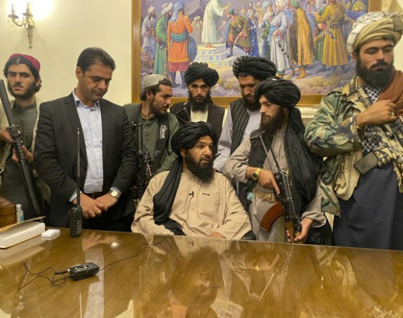 Talibani preuzeli vlast, evakuacija stranaca u Kabulu