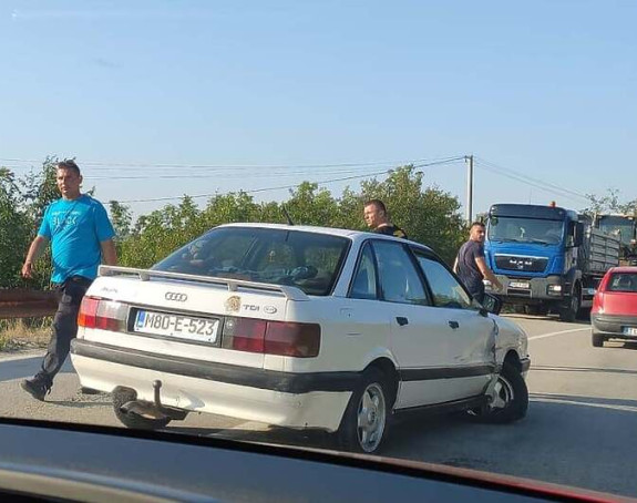 Udes u Gacku iz pravca Foče, velike gužve prema moru