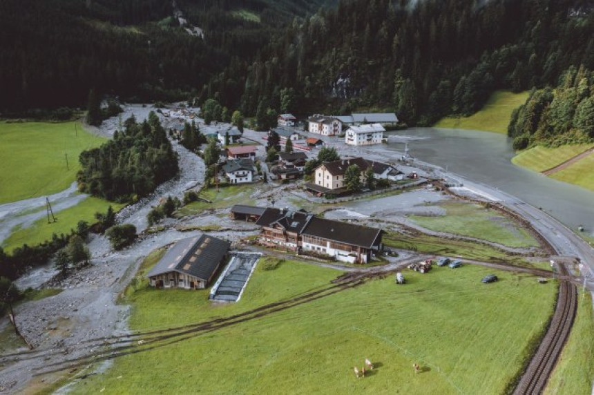 Strašne scene u Austriji - oluja aktivirala klizišta
