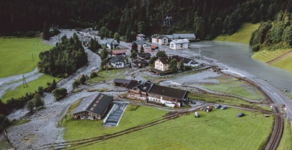 Strašne scene u Austriji - oluja aktivirala klizišta