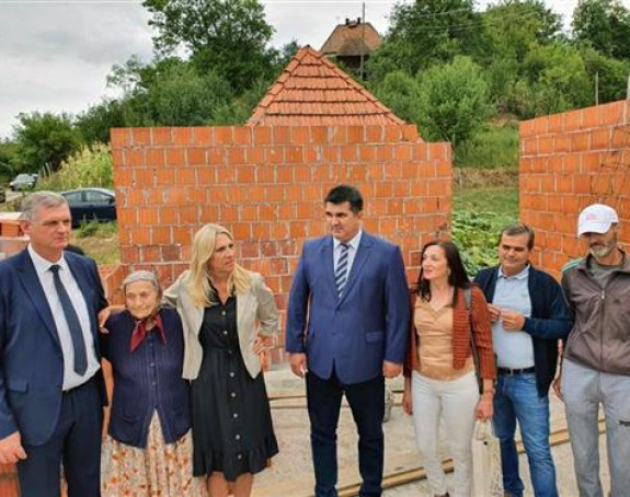 Nakon 15 godina Lopare posjetila predsjednica Srpske
