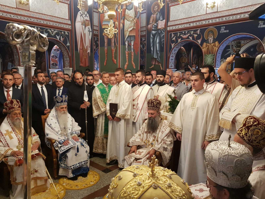 Slava Doboja: Patrijarh Porfirije služi liturgiju