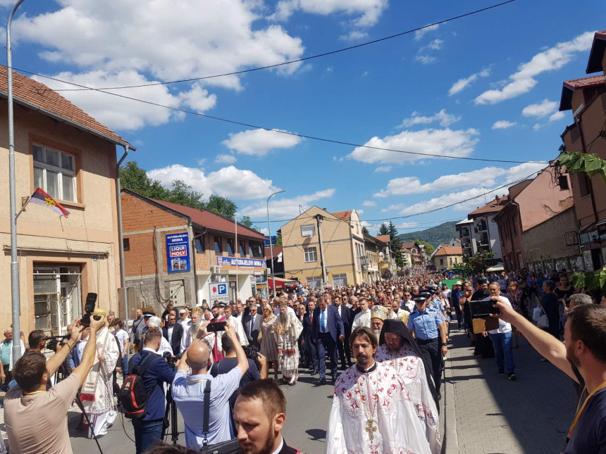 Doboj: Održana litija povodom slave grada